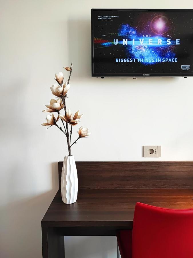 Suites Direzionale קארפי מראה חיצוני תמונה